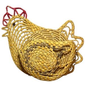 Vintage Wicker Chicken Basket w/4 Trivets Hen Egg Holder Farmhouse Kitchen‎